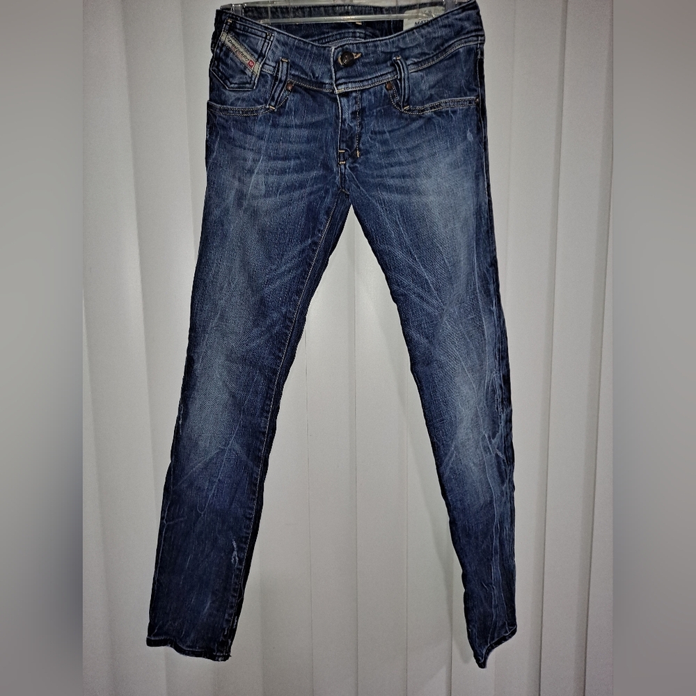 Women's Skinny Jeans in Blue